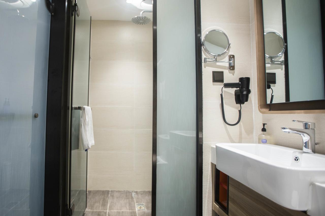 Hanting Premium Hotel Shanghai Plaza 66 Exterior foto